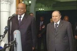 الرئيس بوتفليقة يعبر لنظيره الجنوب إفريقي عن ارتياحه للطابع المثالي للعلاقات القائمة بين البلدين