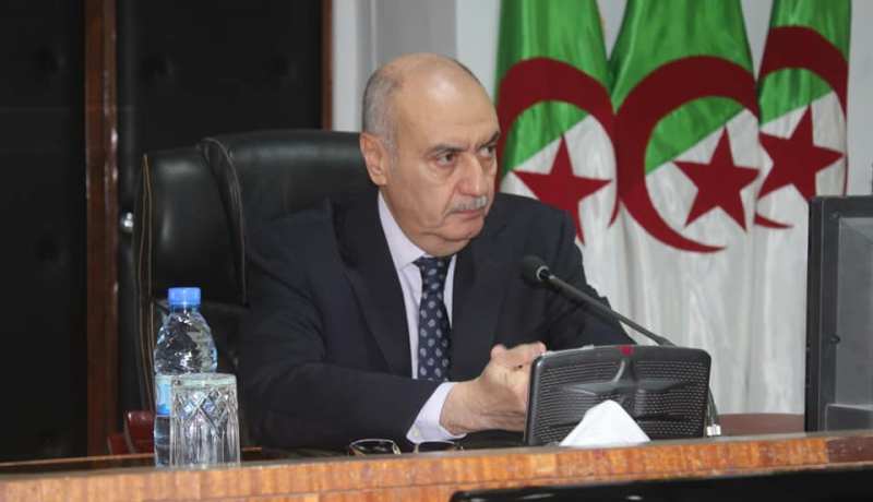 ورڨلة: إرتداء الكمامات الواقية إجباريا في المحلات والمراكز التجارية و10 الاف دينار غرامة للمخالفين