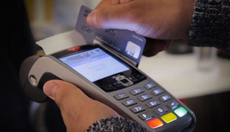 مليون و500 ألف جهاز دفع إلكتروني للمحلات التجارية بداية 2018