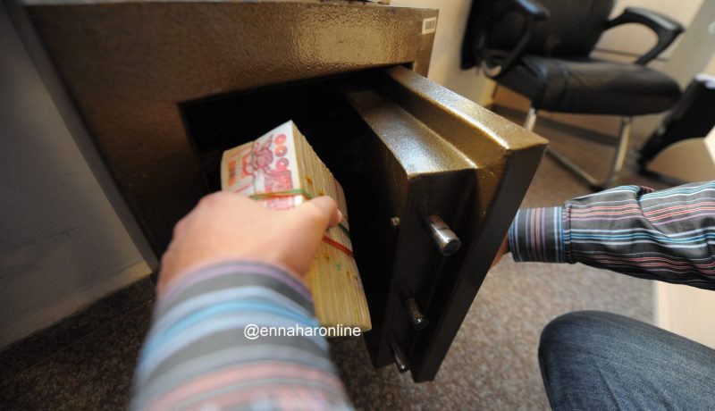 حبس موظّفين بشركة عموميّة بتهمة اختلاس الملايير بالبليدة