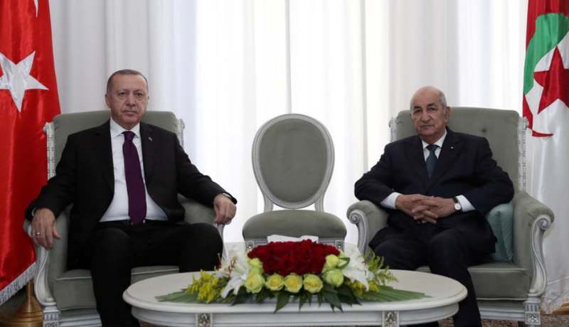 الرئيس تبون يتلقى مكالمة هاتفية من نظيره التركي رجب طيب أردوغان