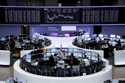 أسهم أوروبا تسجل بداية متعثرة في 2018