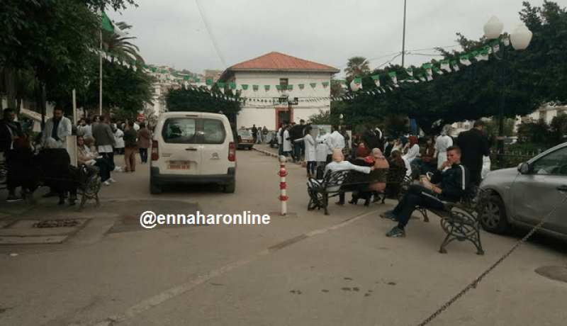 الأطباء المقيمون بمصطفى باشا يجدّدون الإضراب