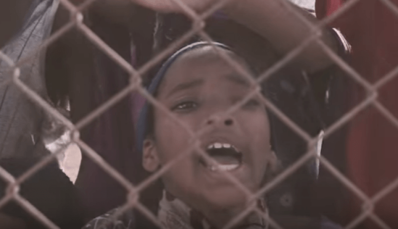 أطيني يدك ” كليب تضامني مع مهاجري الساحل