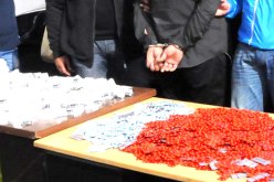 توقيف باروني مخدرات وحجز 2162 قرص مهلوس بالقالة