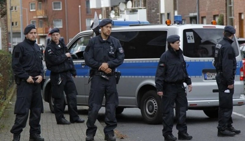 ألمانيا: تعتقل مواطن ألماني ينتمي “لداعش”