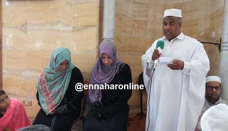 بالصور.. رعية ألمانية تشهر إسلامها بمسجد “عمر بن العاص” في الوادي