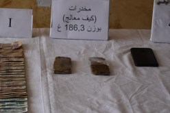 أم البواقي: توقيف شخصين وحجز أزيد من 180 غرام كيف معالج
