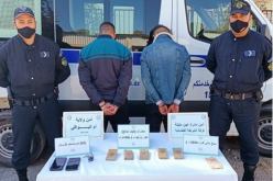 أم البواقي: توقيف شخصين وحجز خمس صفائح مخدرات