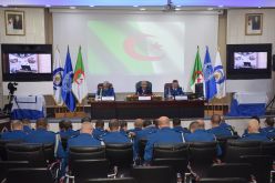 خليفة أونيسي يجتمع برؤساء أمن ولايات ناحية الوسط