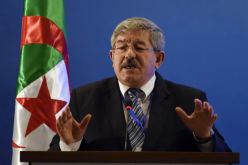 أويحيى يعلن عن إمتيازات جديدة للجالية الوطنية المقيمة في فرنسا