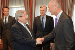 أويحيى يستقبل وزير الخارجية الهولندي