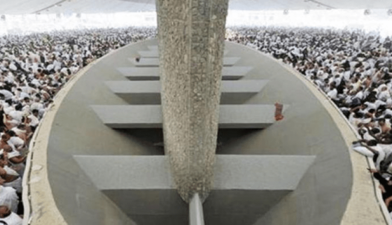 ضيوف الرحمن يواصلون رمي الجمرات في ثاني أيام التشريق