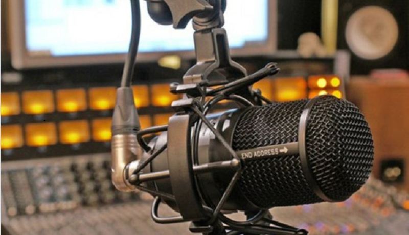 بالفيديو.. إذاعة برازيلية تتعرض لسطو مسلح على الهواء مباشرة