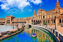 إسبانيا تمدد منع الدخول إلى أراضيها وتقر قواعد صارمة