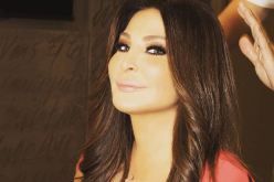 شاهد.. إليسا تنشر صورة برفقة شقيقتها لأول مرة