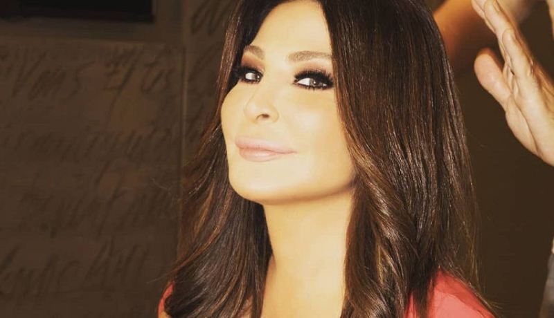 شاهد.. إليسا تنشر صورة برفقة شقيقتها لأول مرة