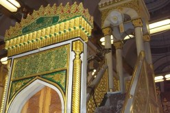 وفاة إمام مسجد فوق المنبر خلال إلقائه خطبة عن الموت