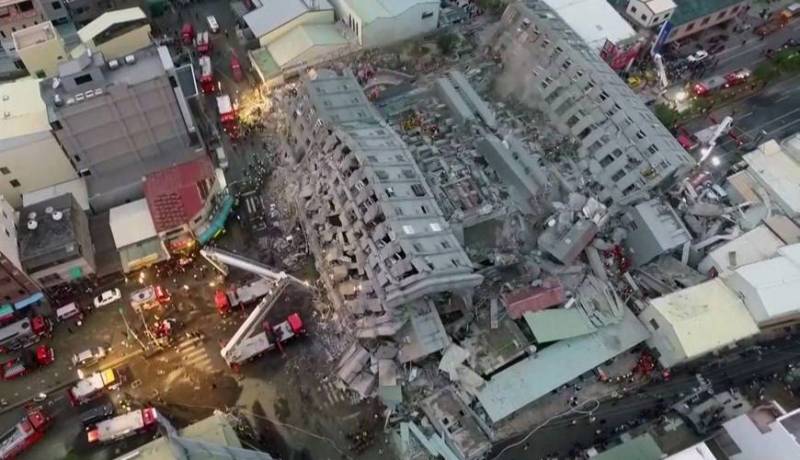 قتلى و241 جريحا في زلزال عنيف هزّ إيران