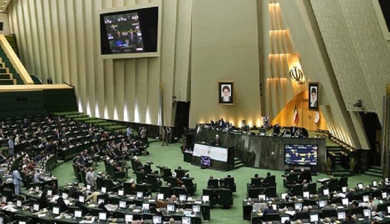 إيران توافق على حذف 4 أصفار من عملتها