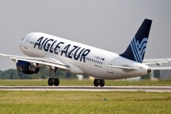 160 مسافر جزائري عالقون بمطار شارل ديغول الفرنسي