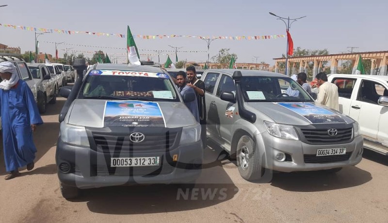 بالصور.. إنطلاق 09 مكاتب تصويت متنقلة نحو المناطق النائية بإيليزي