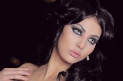 ابتسام تسكت تراسل محبيها بعد 3 سنوات