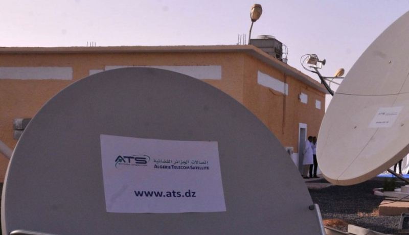وفد من اتصالات الجزائر الفضائية بموريتانيا لتنفيذ عقد توزيع