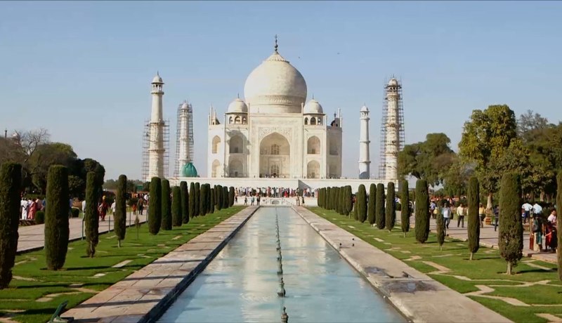 الهند.. إغلاق “تاج محل” بعد تسجيل ثالث وفاة بفيروس كورونا