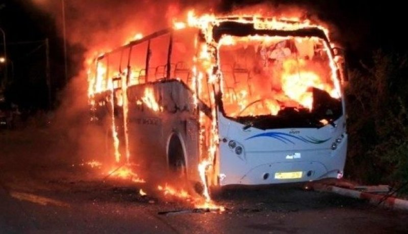 قالمة: إحتراق 4 حافلات للنقل الحضري وإنقاذ 30 سيارة