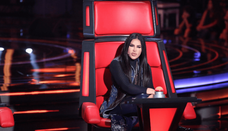 أحلام تصف نفسها بالملكة في “ذا فويس”