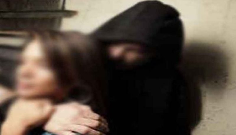 تحرير فتاة قاصر وإيقاف 5 متورطين في إختطافها ببسكرة