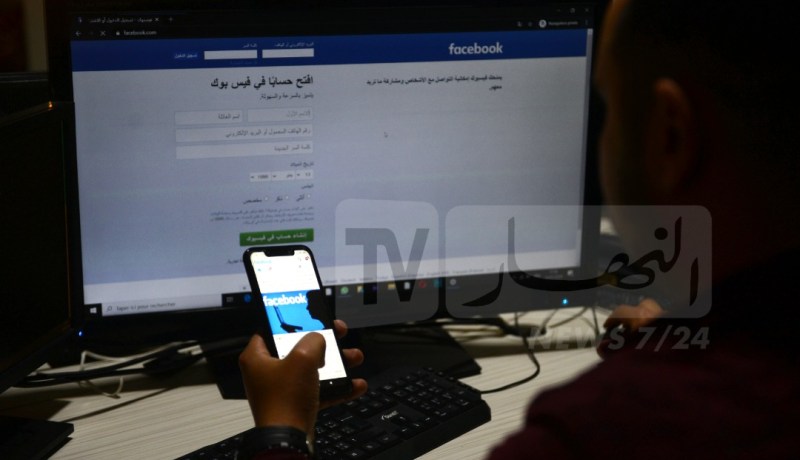 أب قاصر يقاضي طليق قريبته لارساله فيديوهات اباحية لبناته عبر “الماسنجر”