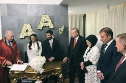 أردوغان يشهد على عقد قران لاعب برشلونة السابق