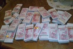 خادمة تعتدي على مغترب بمطرقة لتستولي على 200 مليون وسيارة في وهران