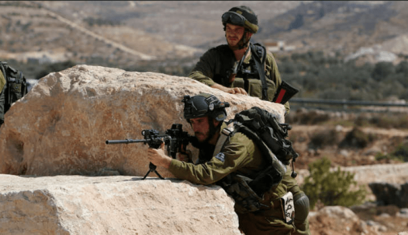 استشهاد فلسطينيان بالضفة الغربية وجنوب قطاع غزة