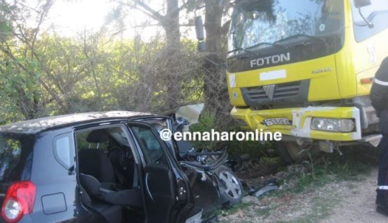 3 قتلى في اصطدام شاحنة بسيارة بسيدي بلعباس