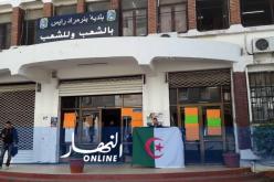 أعلنوا ضم صوتهم للحراك الشعبي.. عمال البلديات في إضراب