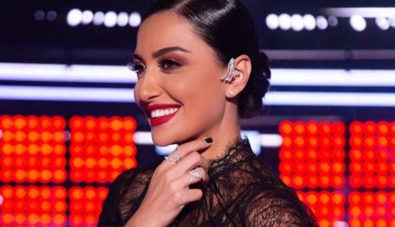 مقدمة “The Voice Kids” تغادر البرنامج لهذا السبب!