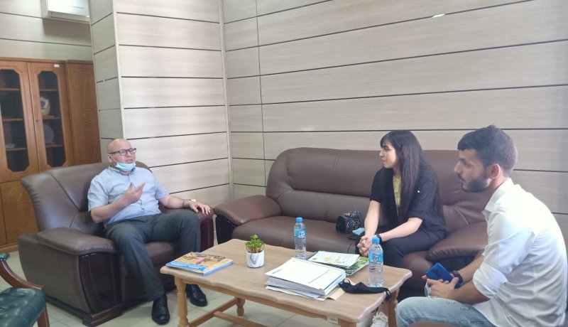 مدير مركز الطاقات المتجددة يستقبل أصحاب مبادرة “أكاديمية شمس الجزائر”