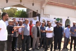طلبة مسلحون يقتحمون اجتماعا في مديرية الخدمات الجامعية بوهران!