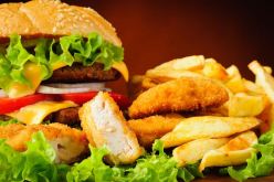 حذار.. عادات غذائية تمثل خطرا على حياتك أكثر من التدخين!