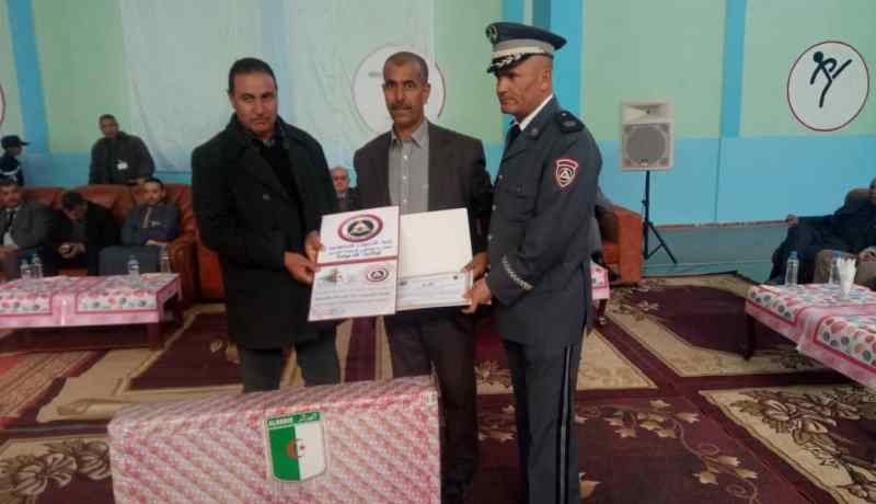 الأغواط.. الحماية المدنية تكرم عائلات ضحايا الواجب أثناء المأساة الوطنية