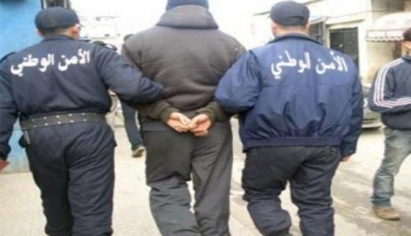 أمن غليزان يوقف شخصا متلبسا بالسرقة داخل مسجد