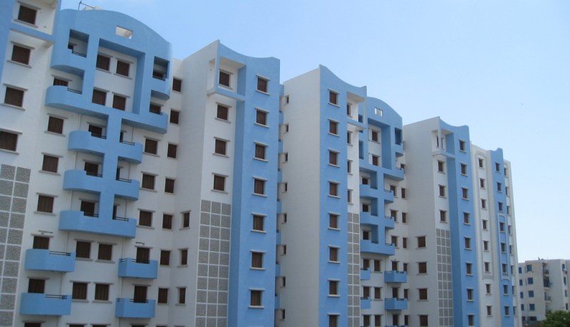 سكان “عدل” في عين البنيان معلّقون منذ 2011 !