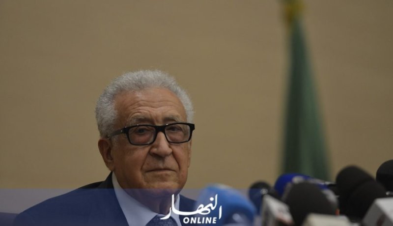 الأخضر الإبراهيمي يستنكر التدخلات العسكرية الأجنبية بليبيا