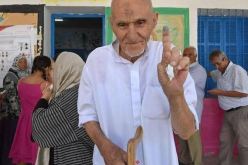 الإنتخابات التونسية.. 16 بالمئة شاركوا حتى منتصف الأحد