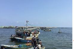 الإحتلال الصهيوني يفرج عن معتقلي سفينة الحرية ويبقي القبطان