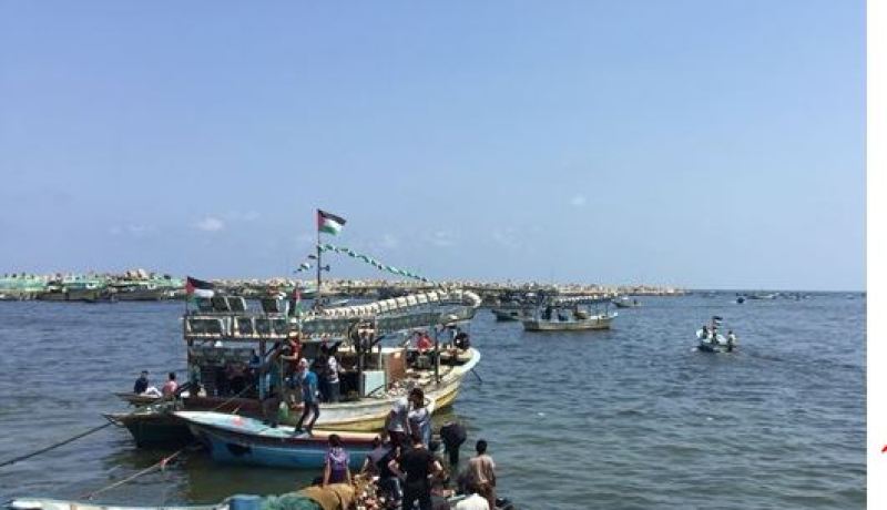 الإحتلال الصهيوني يفرج عن معتقلي سفينة الحرية ويبقي القبطان