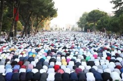 هيئة كبار العلماء بالأزهر تجيز صلاة العيد في المنازل